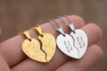Įkelti vaizdą į galerijos rodinį, Du pakabukai - dvi širdies puselės su unikaliu žvaigždžių žemėlapiu ♥