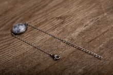 Įkelti vaizdą į galerijos rodinį, Apyrankė su Jūsų mėnuliu ir graviūra