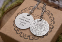 Įkelti vaizdą į galerijos rodinį, Pakabukas su unikaliu žvaigždėlapiu