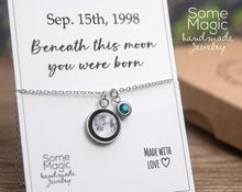 Įkelti vaizdą į galerijos rodinį, Pakabukas su Jūsų mėnuliu, kristalu ir graviūra ☽