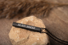 Įkelti vaizdą į galerijos rodinį, Pakabukas su Jūsų tekstu