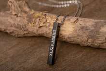 Įkelti vaizdą į galerijos rodinį, Pakabukas su Jūsų tekstu