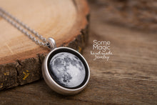 Įkelti vaizdą į galerijos rodinį, Pakabukas su Jūsų mėnuliu ☽