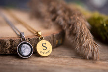 Įkelti vaizdą į galerijos rodinį, Pakabukas su Jūsų mėnuliu ♥