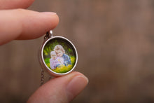 Įkelti vaizdą į galerijos rodinį, Pakabukas su Jūsų nuotrauka