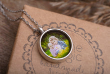 Įkelti vaizdą į galerijos rodinį, Pakabukas su Jūsų nuotrauka