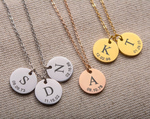 Įkelti vaizdą į galerijos rodinį, Pakabukas su inicialu