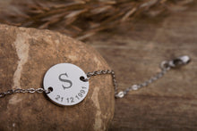 Įkelti vaizdą į galerijos rodinį, Apyrankė su unikaliu žvaigždėlapiu bei graviūra