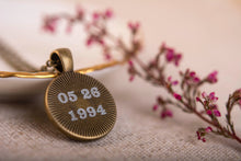 Įkelti vaizdą į galerijos rodinį, Pakabukas su Jūsų mėnuliu ☽