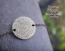 Įkelti vaizdą į galerijos rodinį, Apyrankė su unikaliu žvaigždėlapiu bei graviūra