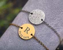 Įkelti vaizdą į galerijos rodinį, Apyrankė su unikaliu žvaigždėlapiu bei graviūra