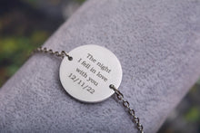 Įkelti vaizdą į galerijos rodinį, Apyrankė su unikaliu žvaigždėlapiu bei graviūra