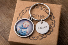 Įkelti vaizdą į galerijos rodinį, Raktų pakabukas su Jūsų nuotrauka ir graviūra