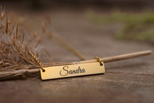 Įkelti vaizdą į galerijos rodinį, Vardo pakabukas