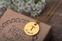 Įkelti vaizdą į galerijos rodinį, Pakabukas su inicialu