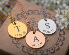 Įkelti vaizdą į galerijos rodinį, Pakabukas su inicialu