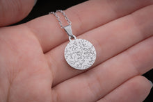 Įkelti vaizdą į galerijos rodinį, Pakabukas su unikaliu žvaigždėlapiu