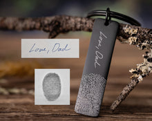 Įkelti vaizdą į galerijos rodinį, Raktų pakabukas su piršto antspaudu ir užrašu