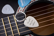 Įkelti vaizdą į galerijos rodinį, Raktų pakabukas mediatorius su piršto antspaudu