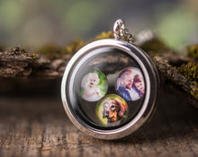 Įkelti vaizdą į galerijos rodinį, Amuletas su Jūsų nuotraukomis