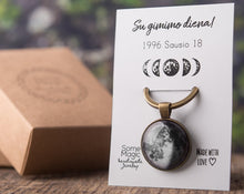 Įkelti vaizdą į galerijos rodinį, Raktų pakabukas su Jūsų mėnuliu ☽