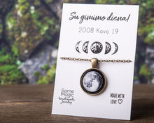 Įkelti vaizdą į galerijos rodinį, Pakabukas su Jūsų mėnuliu ☽