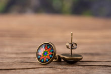 Įkelti vaizdą į galerijos rodinį, Auskarai vinukai "Mandala"