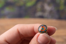 Įkelti vaizdą į galerijos rodinį, Auskarai vinukai "Mandala"