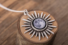 Įkelti vaizdą į galerijos rodinį, Pakabukas su Jūsų mėnuliu ♥