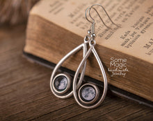 Įkelti vaizdą į galerijos rodinį, Auskarai su Jūsų mėnuliais ☽