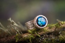 Įkelti vaizdą į galerijos rodinį, Reguliuojamo dydžio žiedas "Neužmirštuolės"