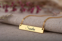 Įkelti vaizdą į galerijos rodinį, Pakabukas su Jūsų tekstu