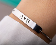 Įkelti vaizdą į galerijos rodinį, Apyrankė su Jūsų tekstu