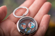 Įkelti vaizdą į galerijos rodinį, Raktų pakabukas su Jūsų nuotraukomis