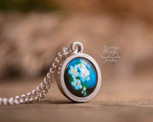 Įkelti vaizdą į galerijos rodinį, Pakabukas "Neužmirštuolė"