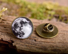 Įkelti vaizdą į galerijos rodinį, Sagė "Pilnatis"