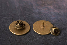 Įkelti vaizdą į galerijos rodinį, Sagė "Berno zenenhundas"