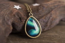 Įkelti vaizdą į galerijos rodinį, Pakabukas "Šiaurės pašvaistė"