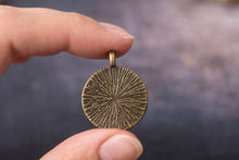 Įkelti vaizdą į galerijos rodinį, Pakabukas "Mandala"