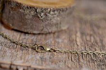 Įkelti vaizdą į galerijos rodinį, Dvipusis pakabukas su Jūsų mėnuliais ☽