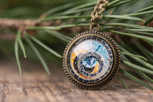 Įkelti vaizdą į galerijos rodinį, Pakabukas "Astronominis laikrodis"