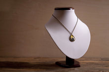 Įkelti vaizdą į galerijos rodinį, Pakabukas "Drugelis"