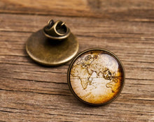 Įkelti vaizdą į galerijos rodinį, Sagė "Žemėlapis"