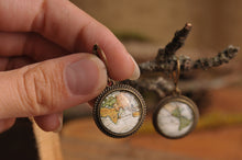 Įkelti vaizdą į galerijos rodinį, Auskarai "Žemėlapis"