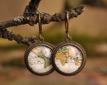 Įkelti vaizdą į galerijos rodinį, Auskarai "Žemėlapis"