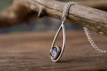 Įkelti vaizdą į galerijos rodinį, Pakabukas su Jūsų mėnuliu ☽