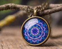 Įkelti vaizdą į galerijos rodinį, Pakabukas &quot;Mandala&quot;
